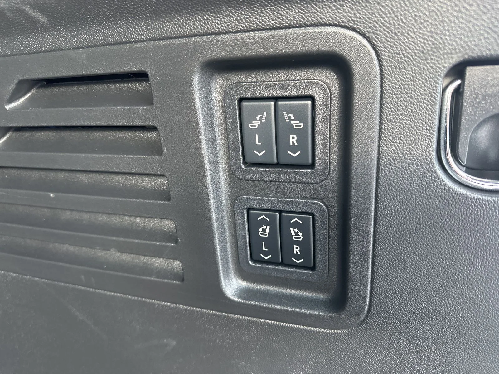 Used 2024 Gray Chevrolet RS image 34