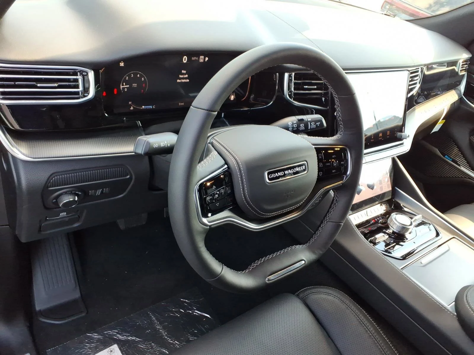 New 2026 High Gloss Black Jeep Summit Obsidian image 6