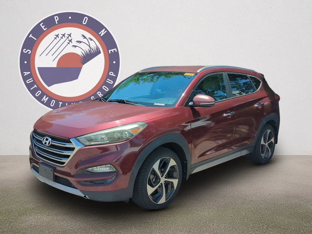 Used 2017 Red Hyundai Limited image 2