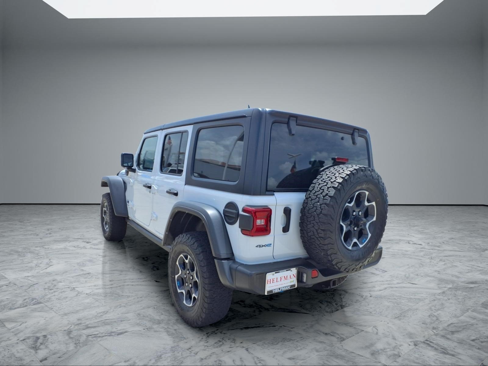 Used 2023 Bright White Clearcoat Jeep Rubicon image 5