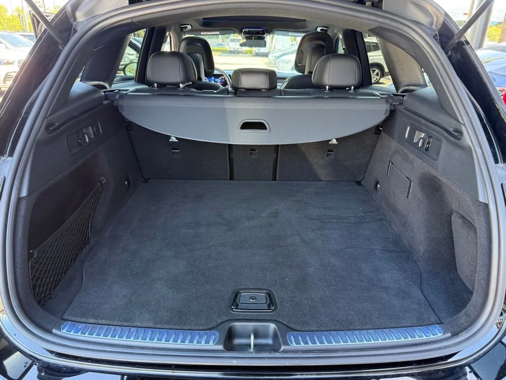 Used 2026 Black Mercedes-Benz GLC 300 image 17