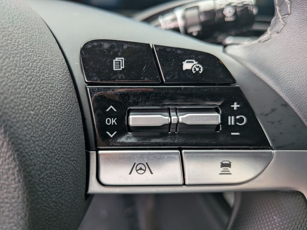 2026 Hyundai Elantra Limited - Photo 20