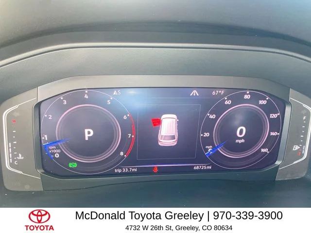 Used 2019 Silver Volkswagen SEL Premium image 15