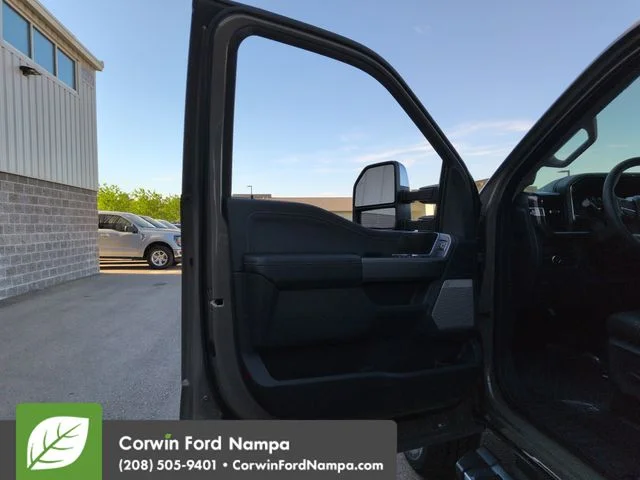 New 2026 Marsh Gray Ford Lariat image 10