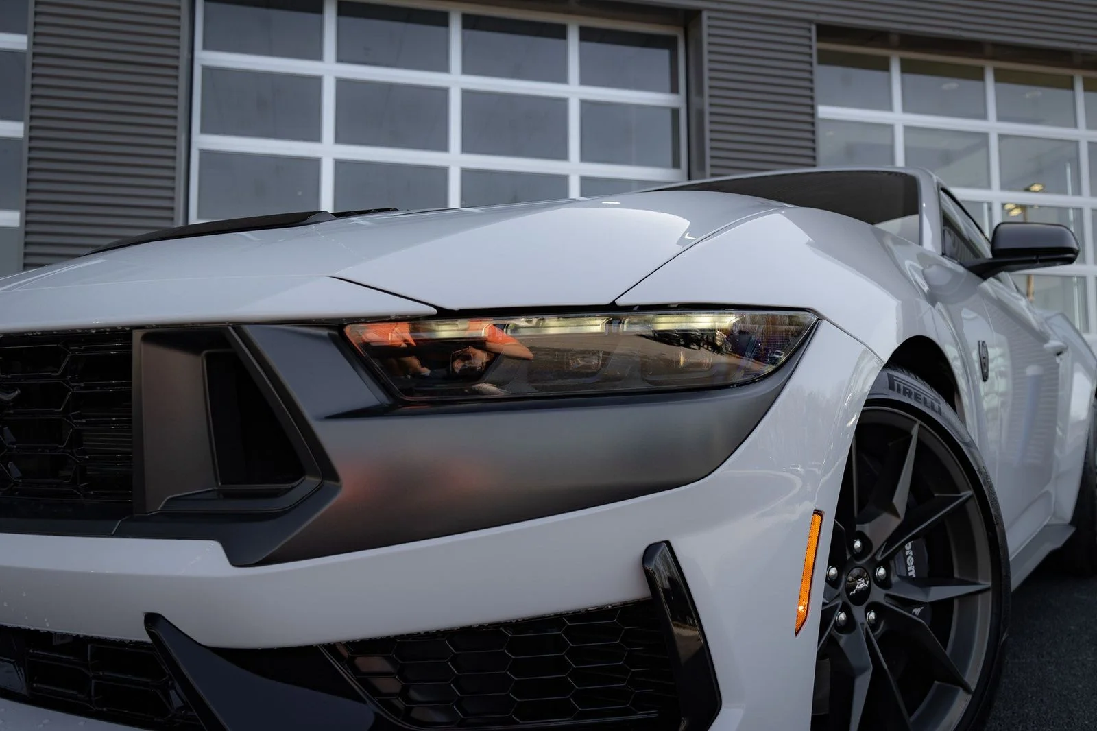 2025 Ford Mustang Dark Horse - Photo 9