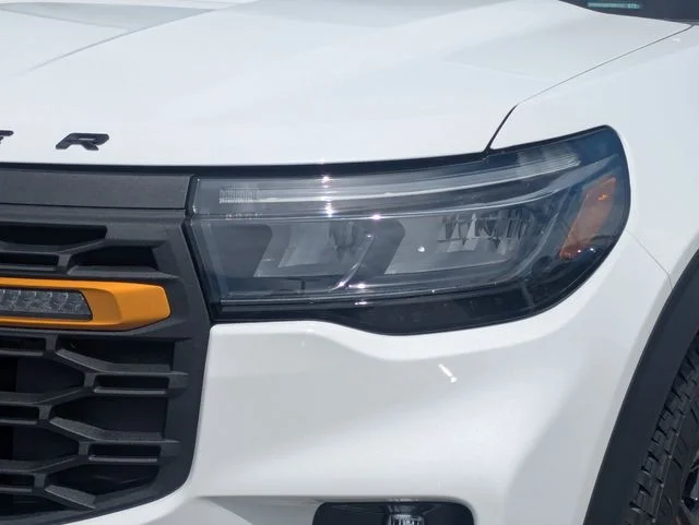 New 2026 Star White Metallic Tri-Coat Ford Tremor® image 10