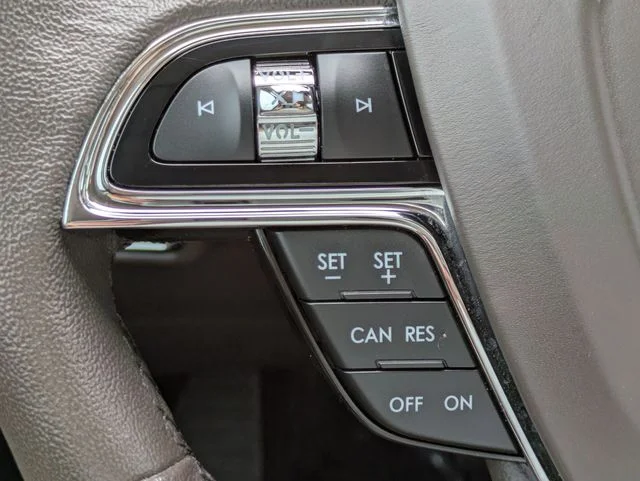 Used 2022 Blue Lincoln Standard image 25