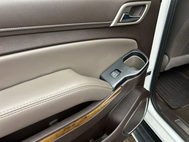 Used 2017 White Frost GMC Denali image 20