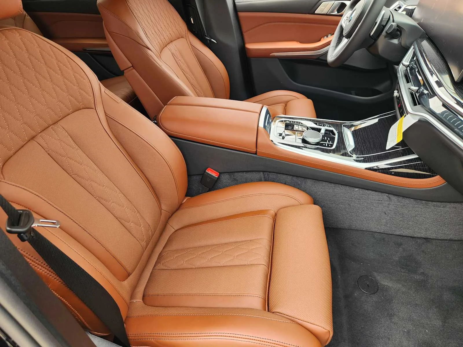 New 2027 Black Sapphire Metallic BMW xDrive40i image 5
