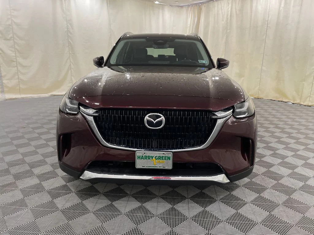 Used 2024 Artisan Red Premium Mazda 3.3 Turbo Premium image 3