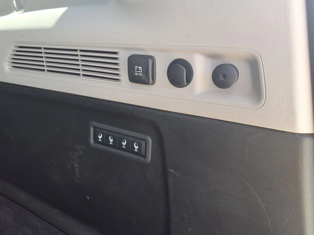 Used 2024 Black Jeep Series II image 15