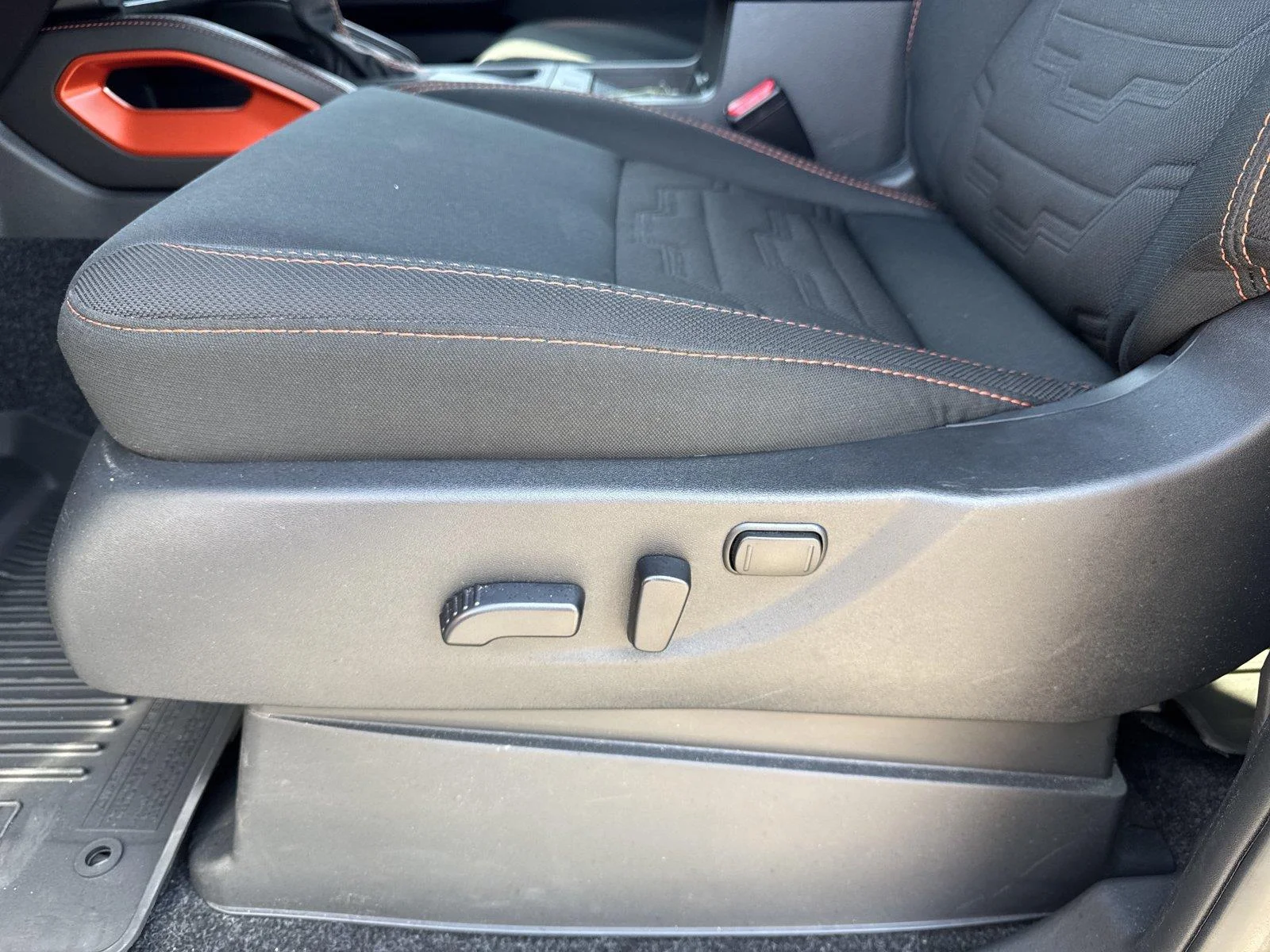 Used 2026 Gun Metallic Nissan PRO-X image 11