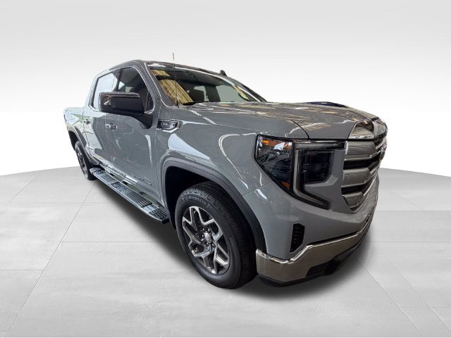 Used 2024 Gray GMC SLE image 7