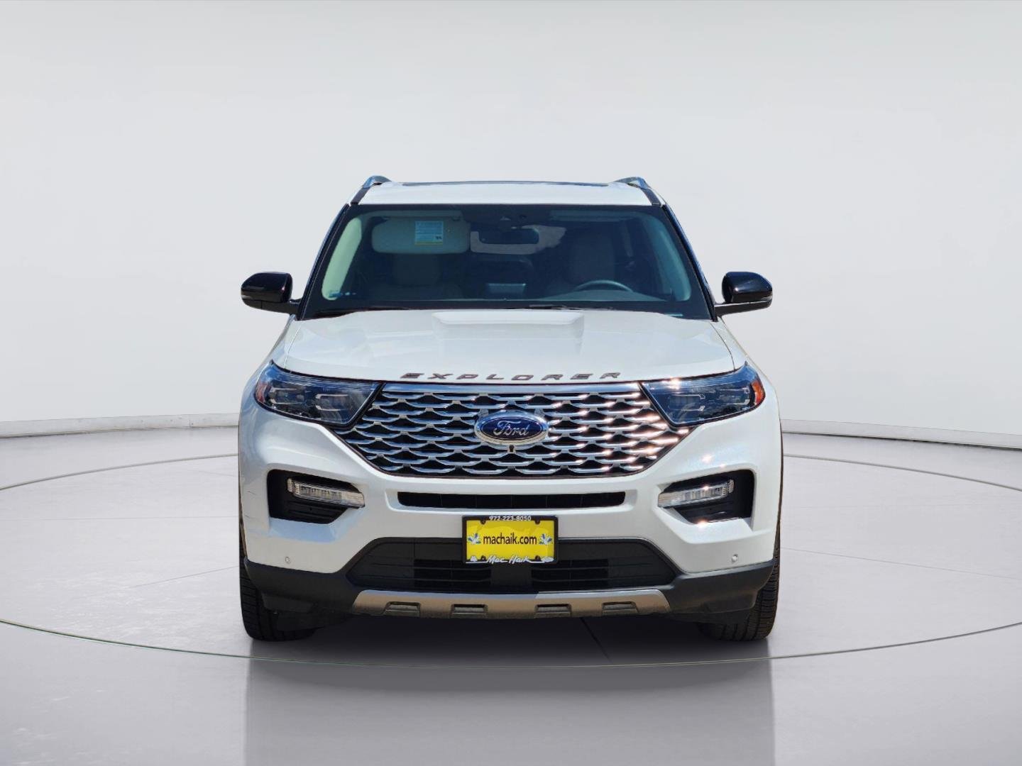 Used 2021 Star White Metallic Tri-Coat Ford Platinum image 2