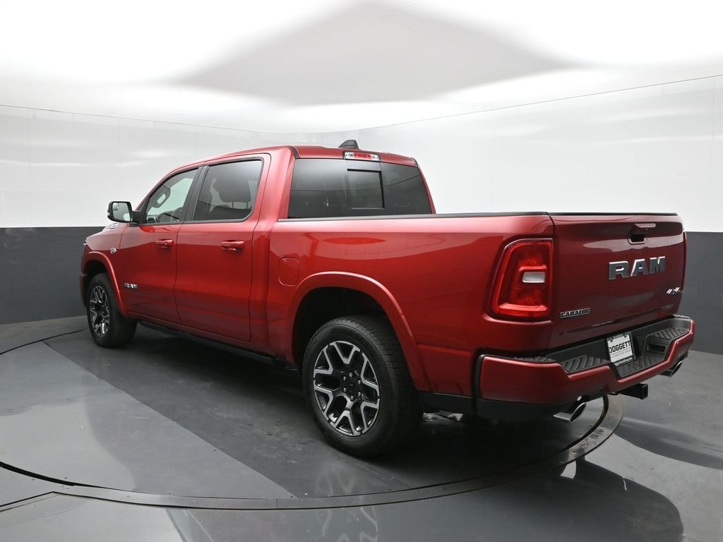 New 2026 Molten Red Pearl-Coat Exterior Paint RAM Laramie image 5