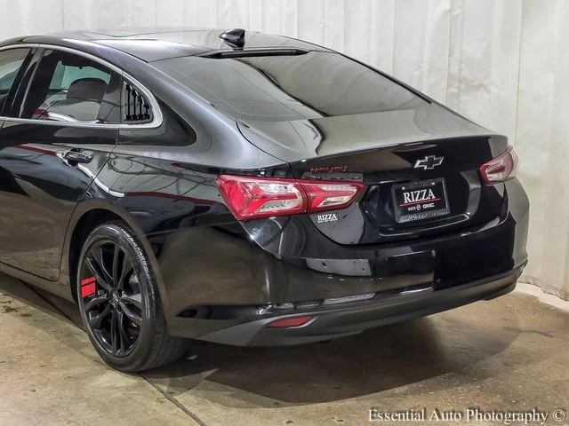 Used 2022 Black Chevrolet LT image 5