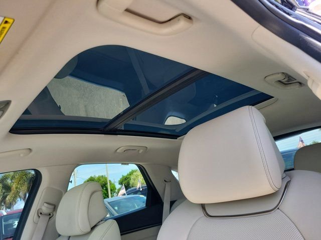 2024 GENESIS GV70 Standard - Photo 19