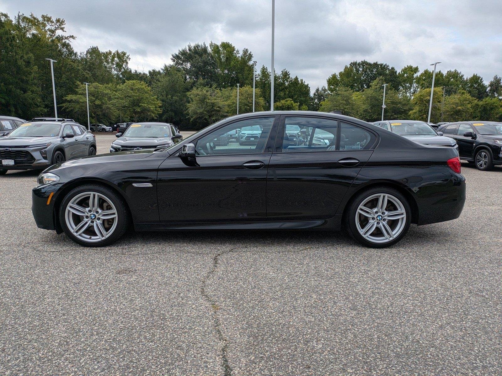 Used 2015  BMW 535i xDrive image 7