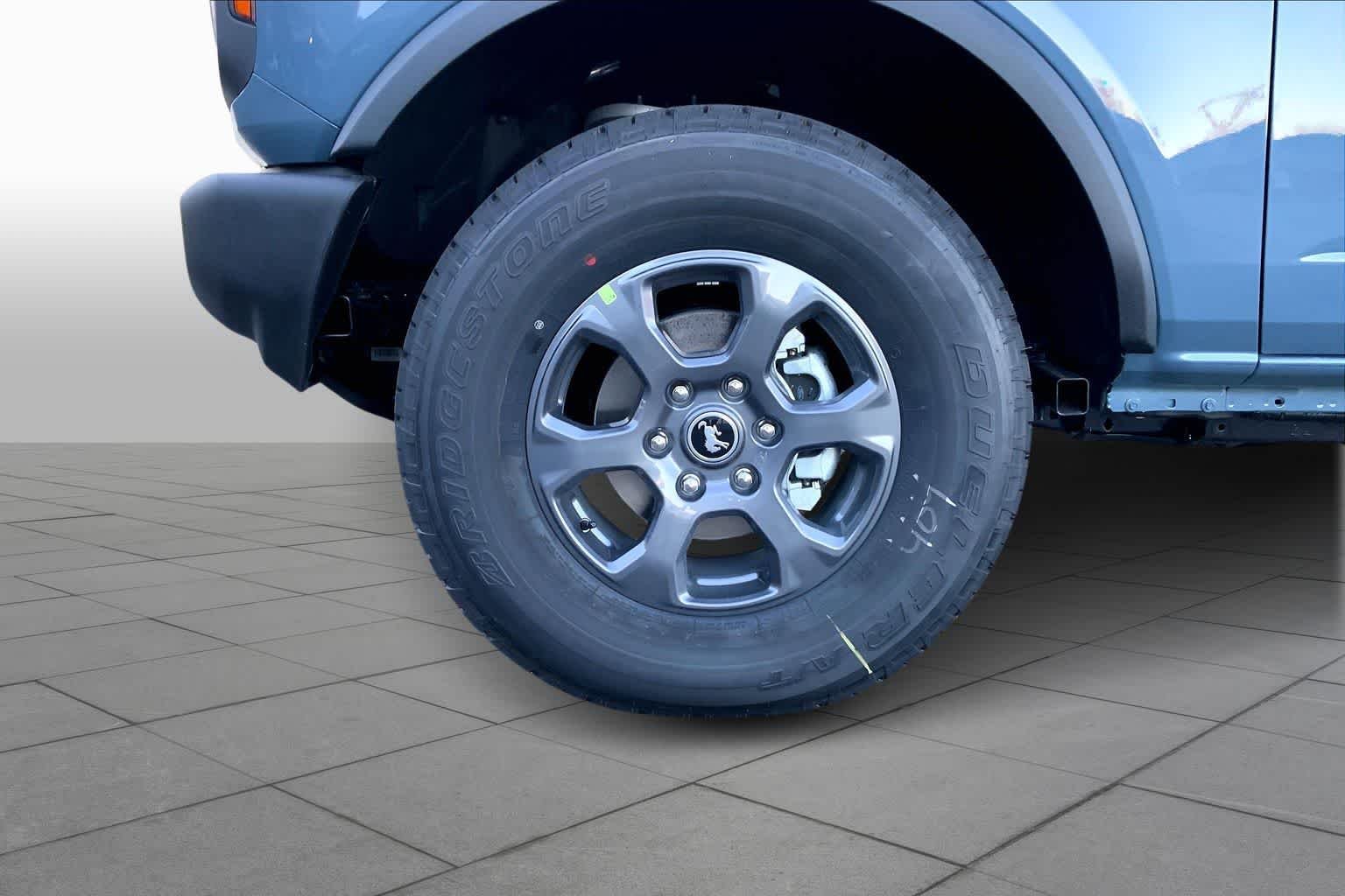 New 2025 Azure Gray Metallic Tri-Coat Ford Big Bend® image 12