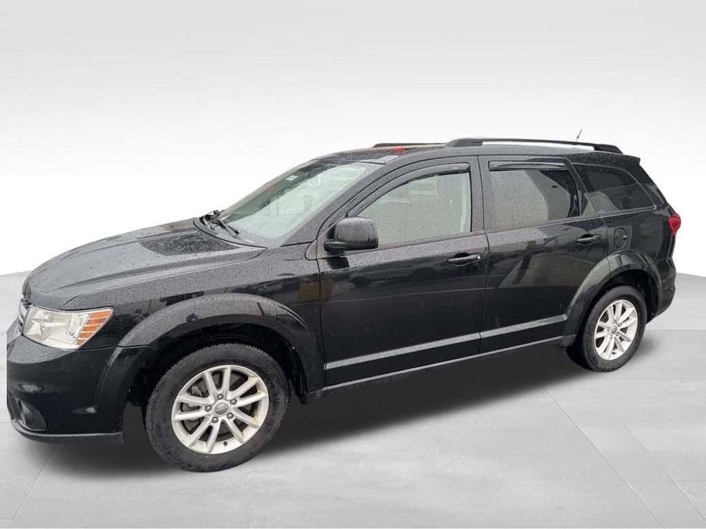 Used 2016 Black Dodge SXT image 5
