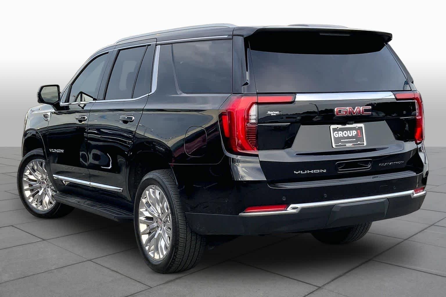 Used 2025 Onyx Black GMC Elevation image 11