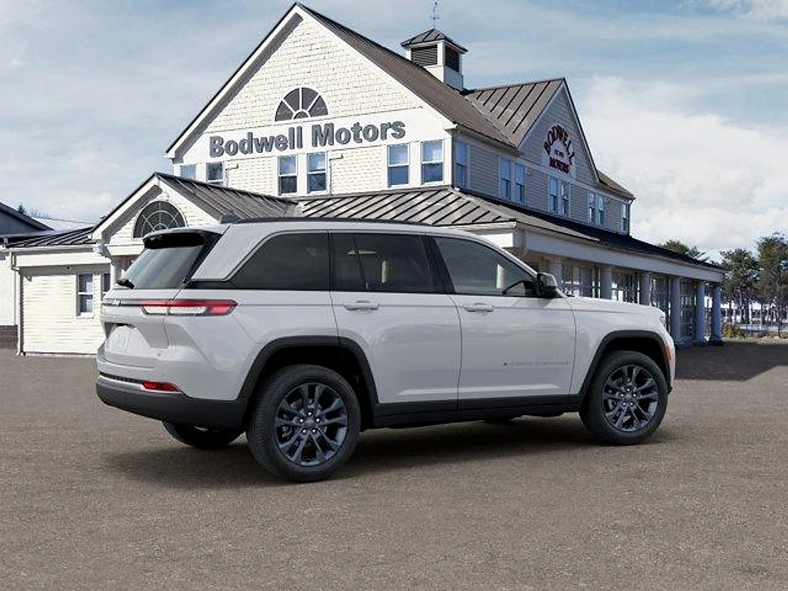 New 2026 Bright White Clear-Coat Exterior Paint Jeep 85th Anniversay Edition 4x4 image 4