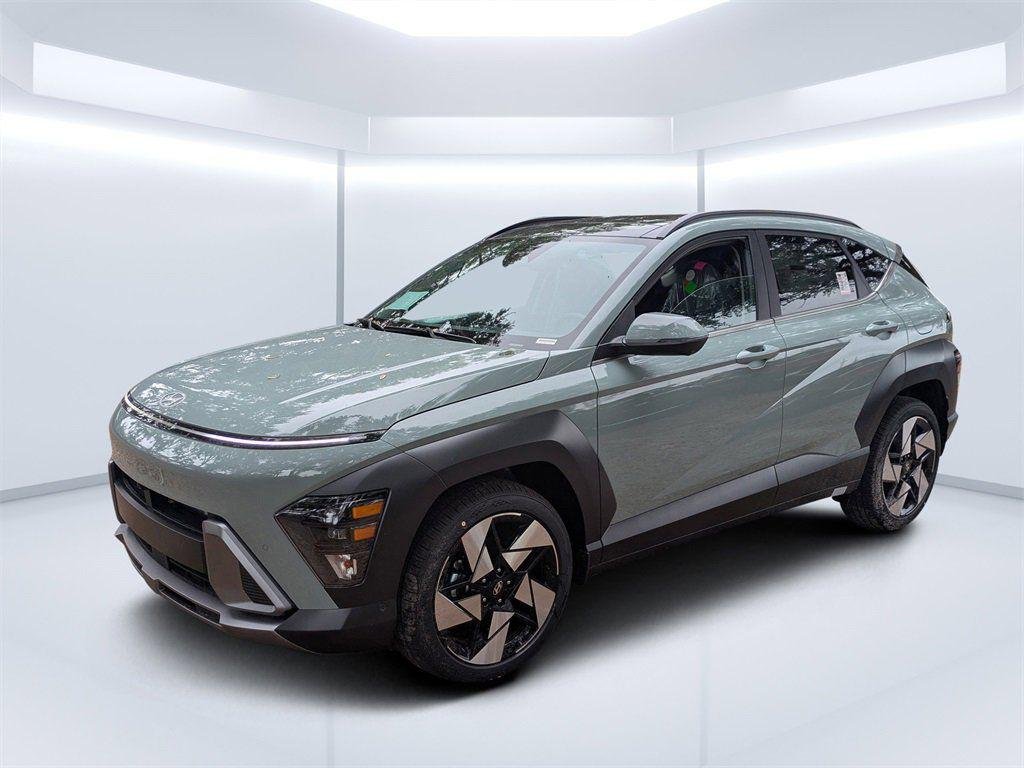 New 2026 Green Hyundai Limited FWD image 6