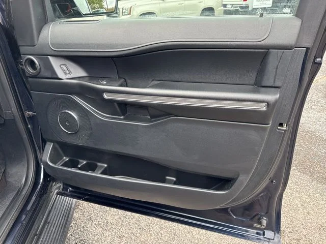 Used 2021 Blue Ford XLT image 27