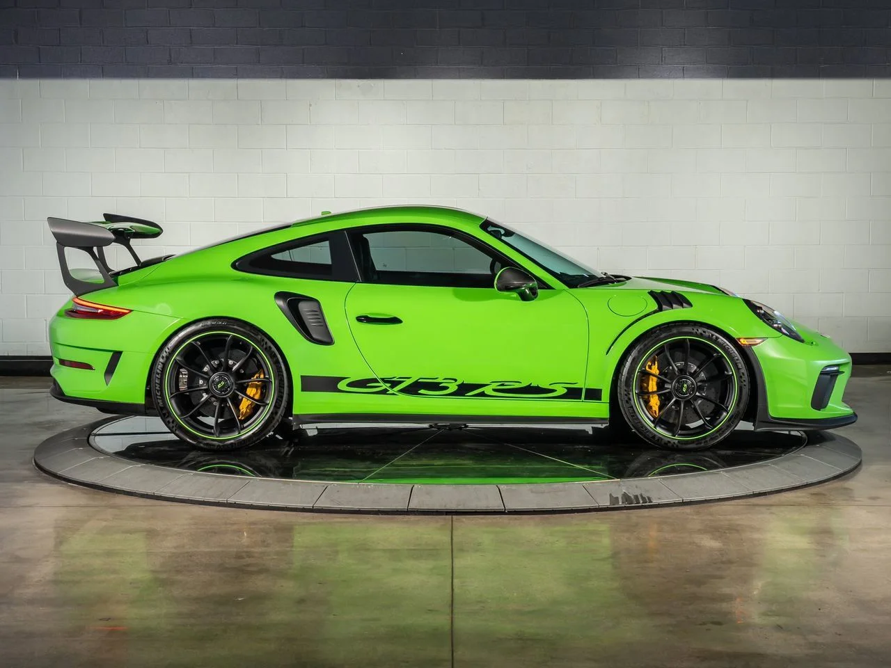 Used 2019 Green Porsche GT3 RS image 8