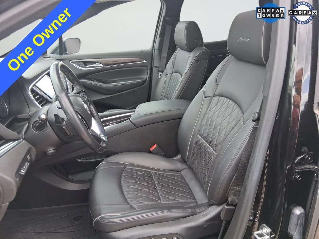 Used 2023 Black Buick Avenir image 10