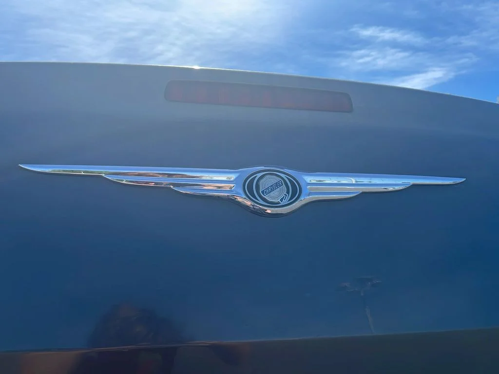 Used 2008 Dark Titanium Metallic Clearcoat Chrysler LX image 27