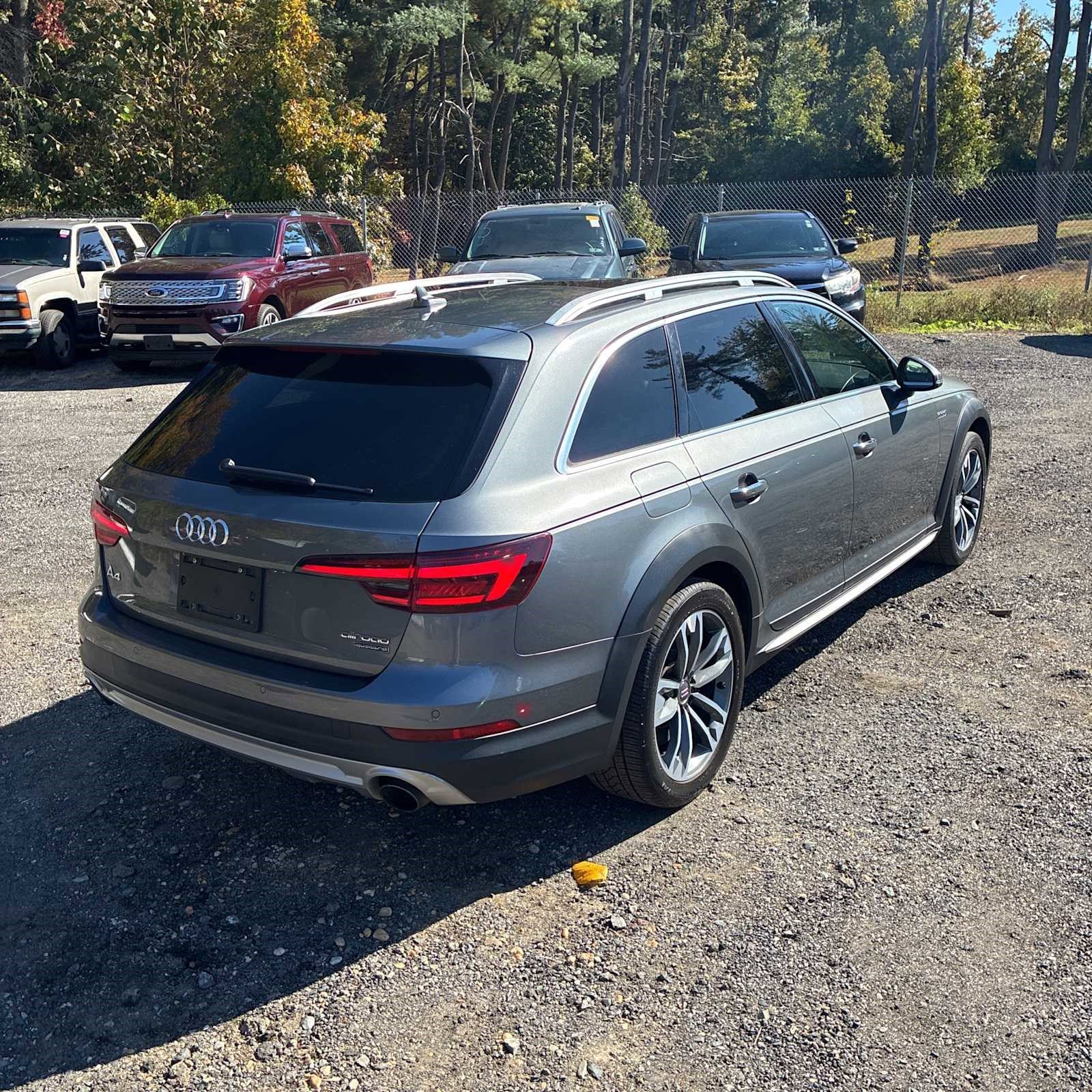 2019 Audi A4 Allroad Quattro Premium Plus photo 2