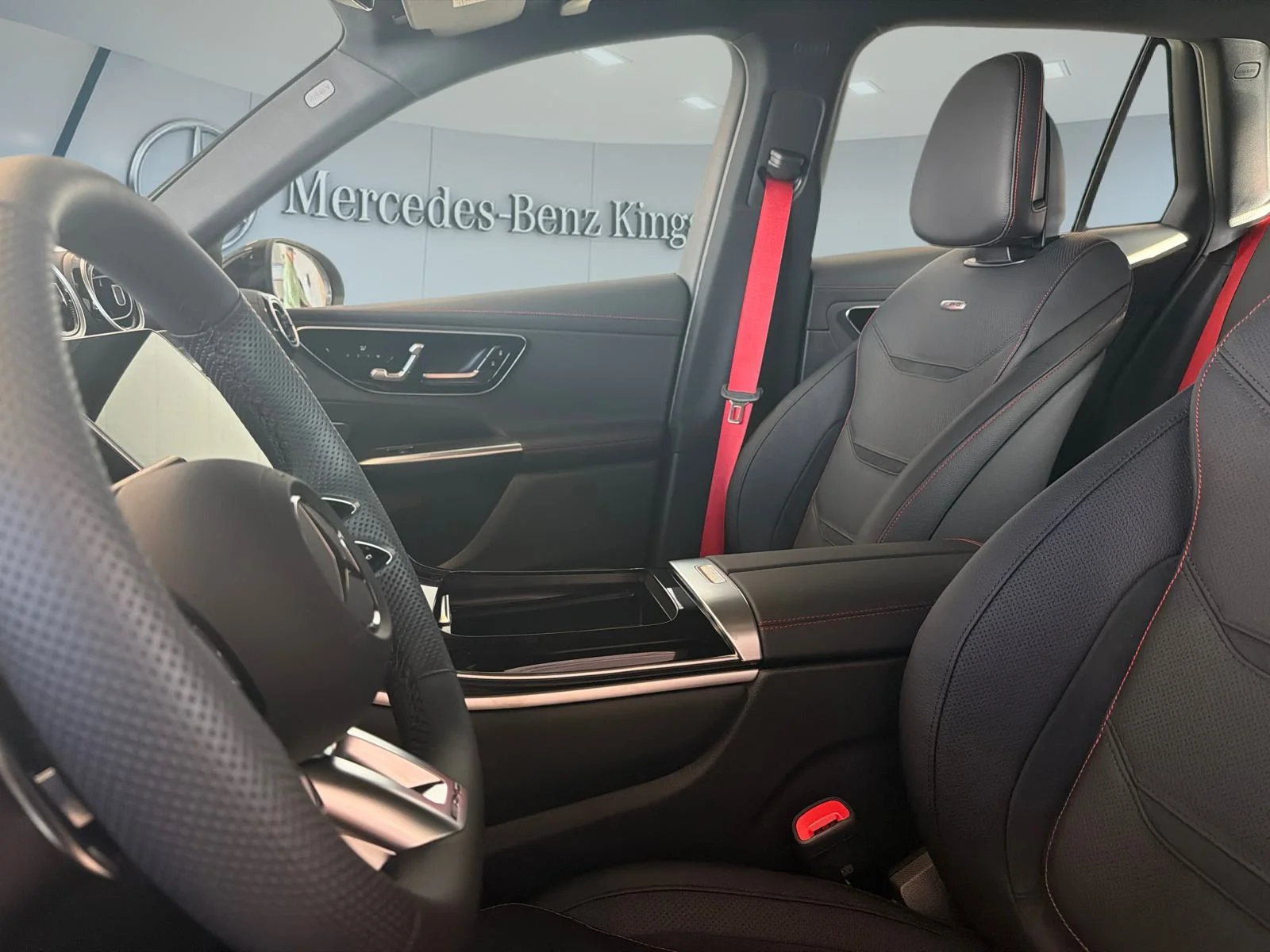 New 2026 Red Mercedes-Benz AMG GLC 43 4MATIC+ SUV image 4