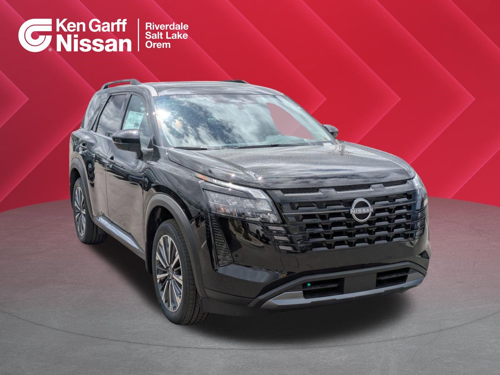 2026 Nissan Pathfinder Platinum 4WD's photo