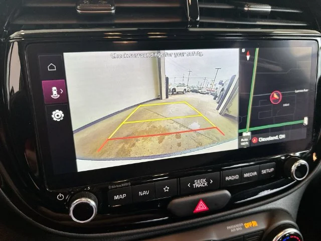 Used 2025 White Kia S image 25