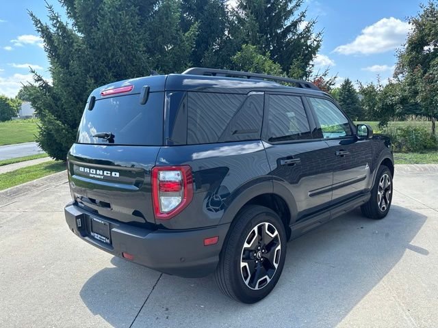 Used 2023 Blue Ford Outer Banks image 7