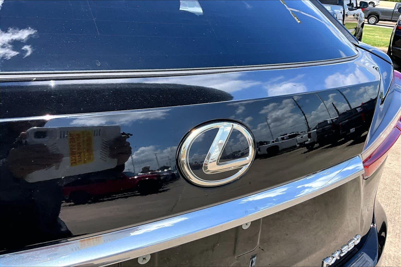 Used 2017 Obsidian Lexus  image 31