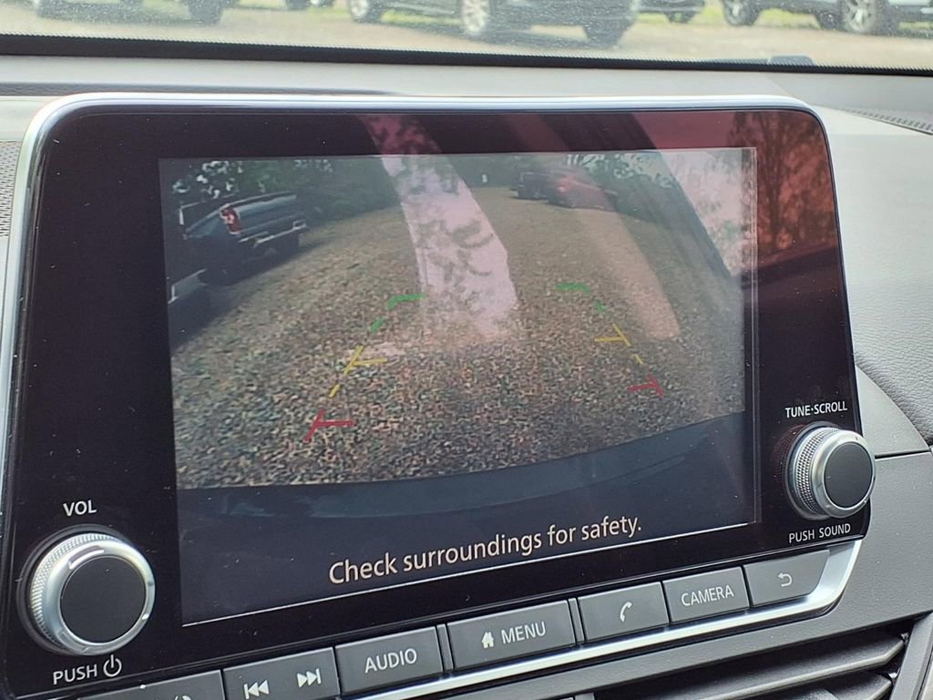 2025 Nissan Altima SV - Photo 23