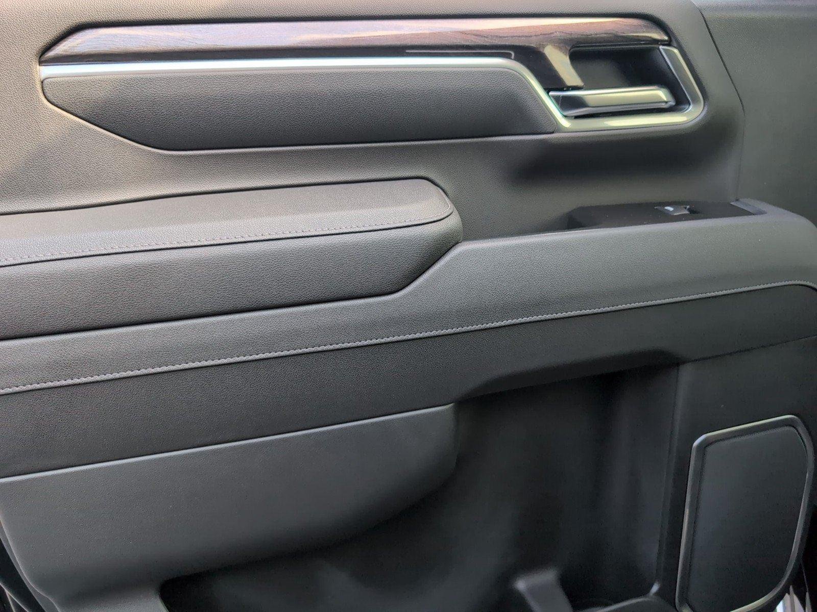 2026 Chevrolet Silverado 2500 HD LTZ - Photo 36