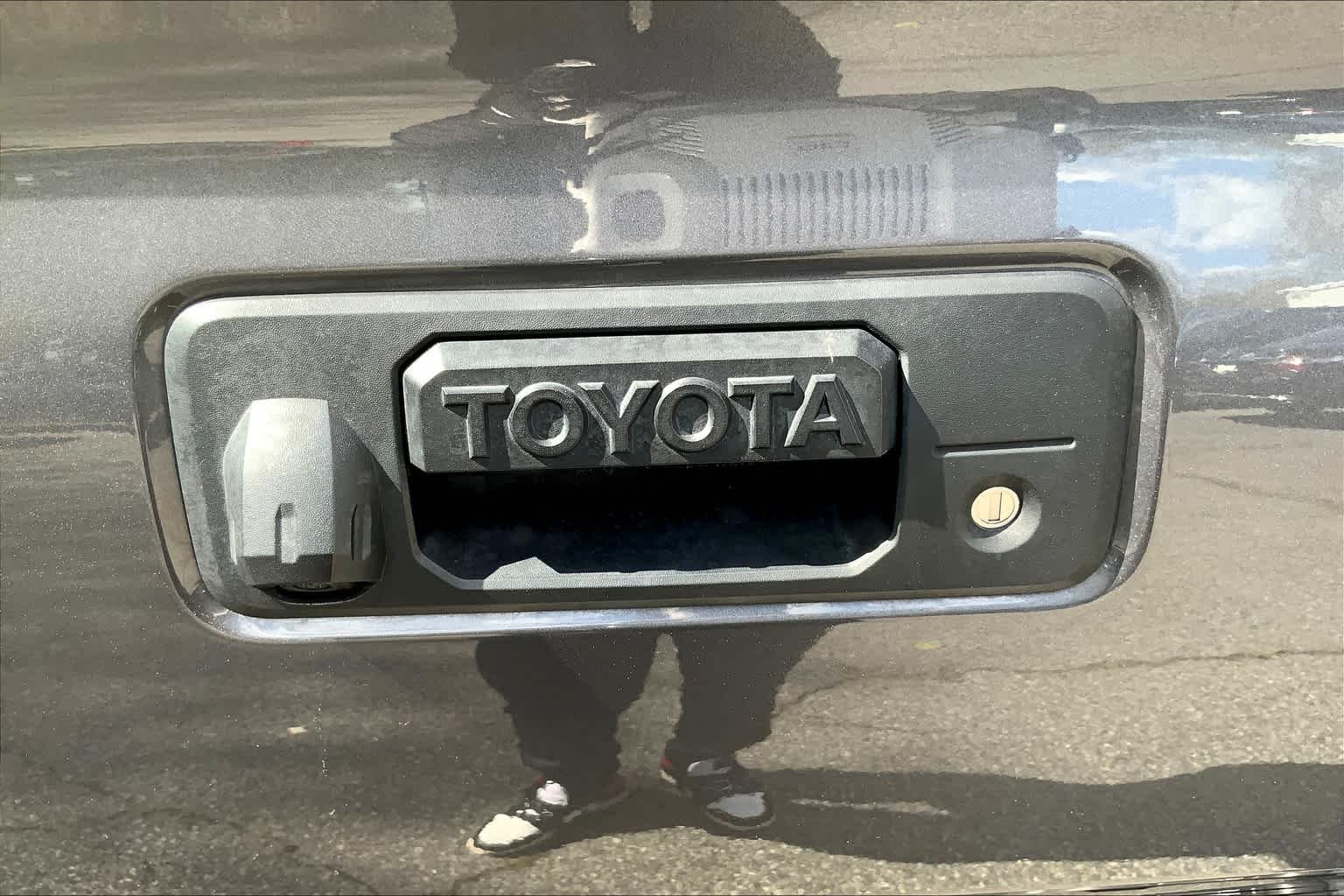 Used 2019 Magnetic Gray Metallic Toyota SR image 23