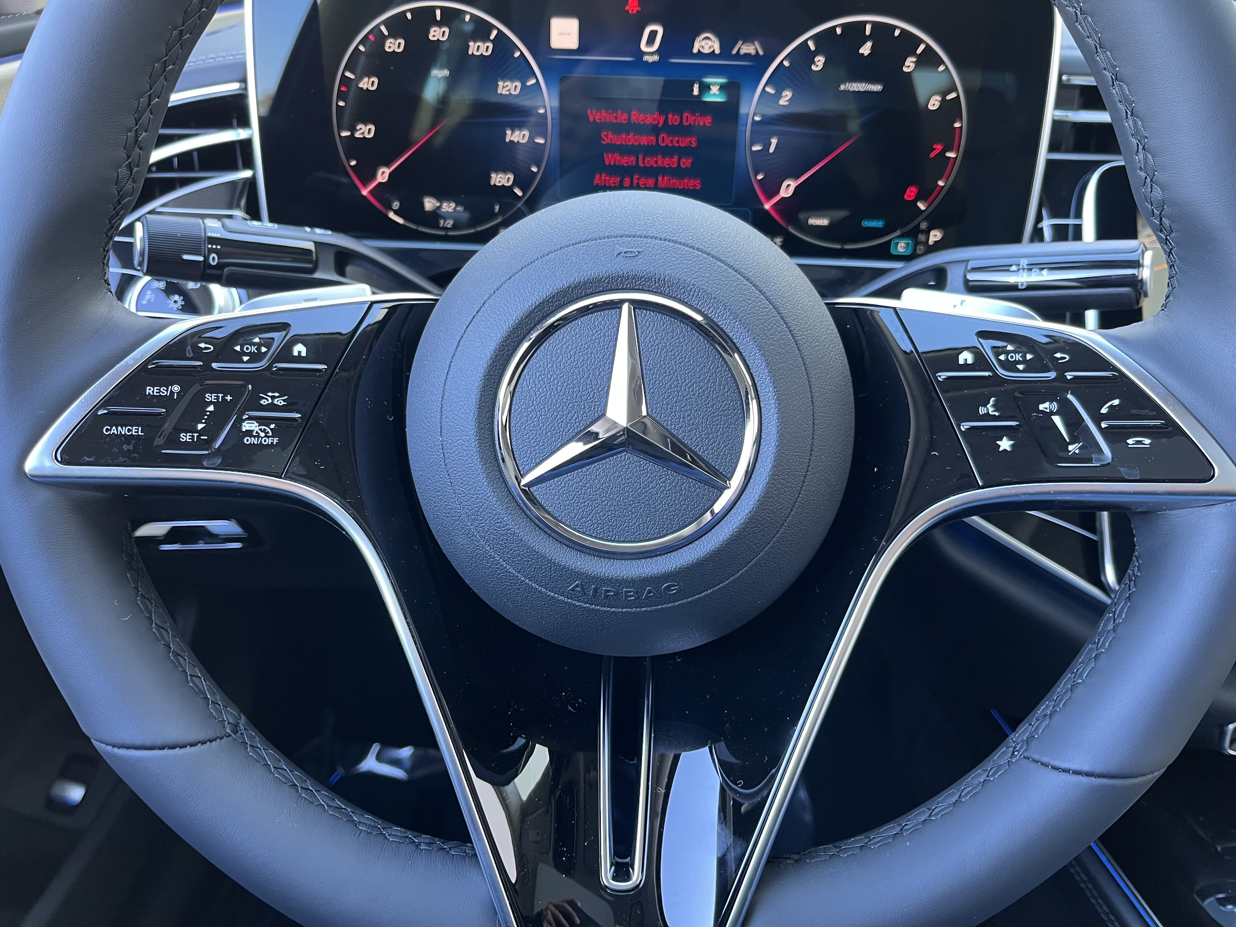 New 2026 MANUFAKTUR Patagonia Red Mercedes-Benz E 350 image 24