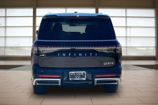 Used 2026 Black INFINITI LUXE image 4