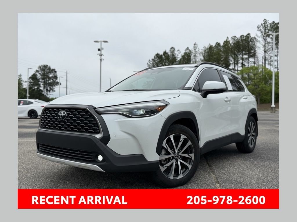 2024 Toyota Corolla Cross XLE