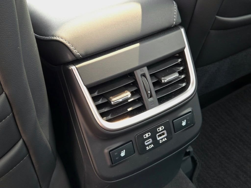 Used 2025 White Subaru Limited image 18