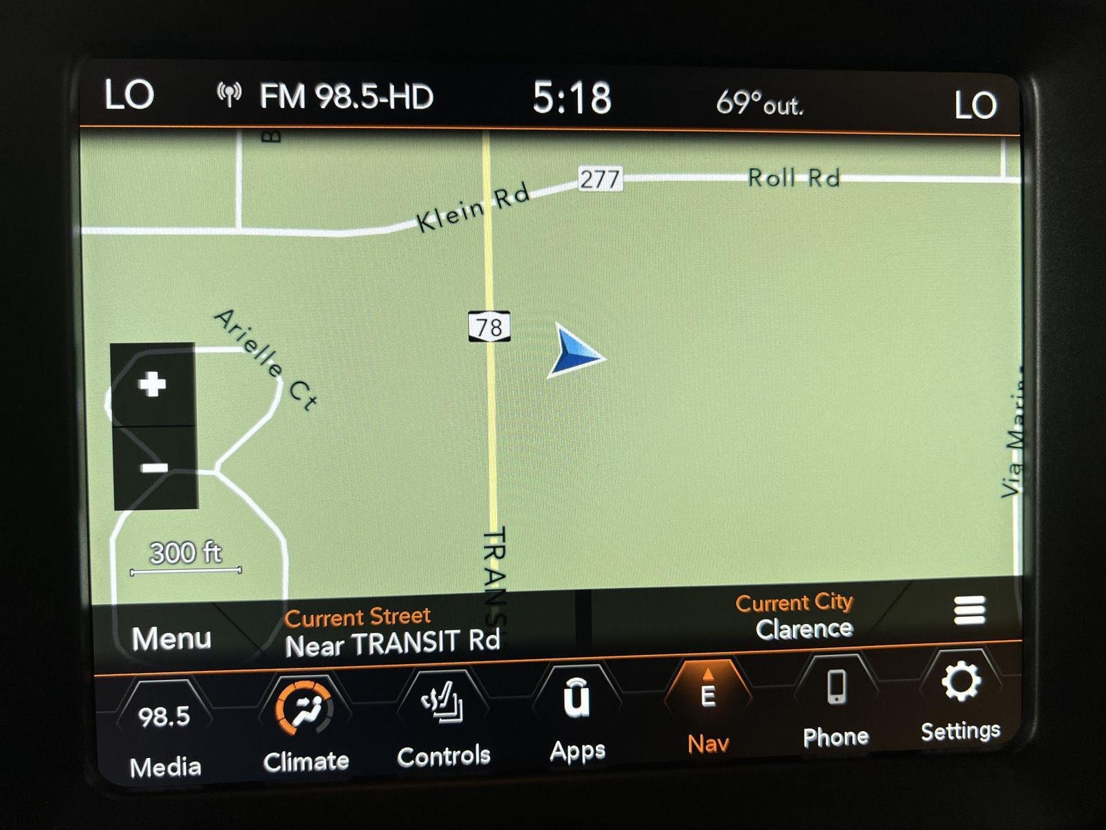 Used 2022 Black Clearcoat Jeep Altitude image 21
