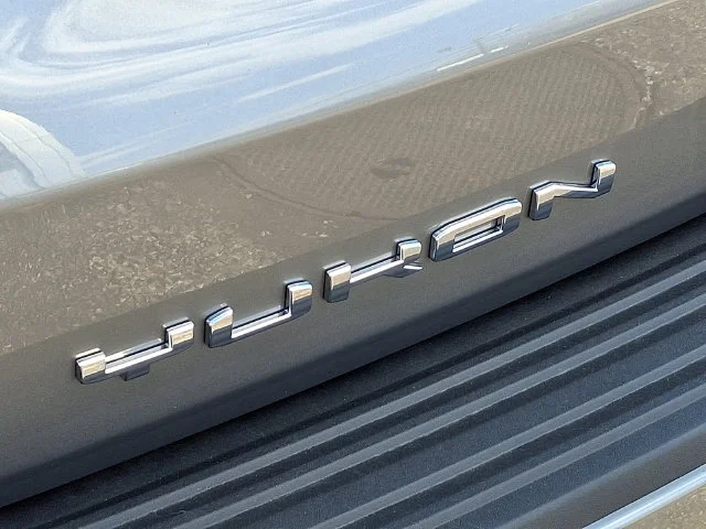 New 2026 Sterling Metallic GMC Denali image 24