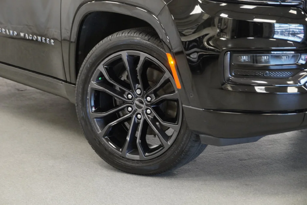 Used 2023 Black Jeep Series II image 8