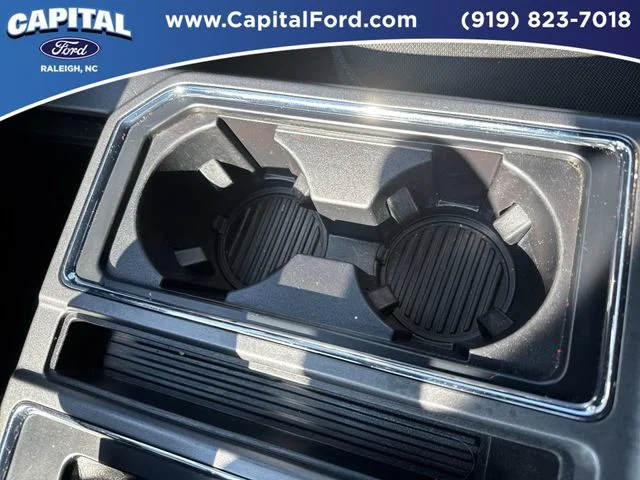 Used 2020 White Ford XLT image 31