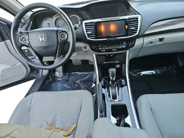 Used 2017 Gray Honda EX-L image 9