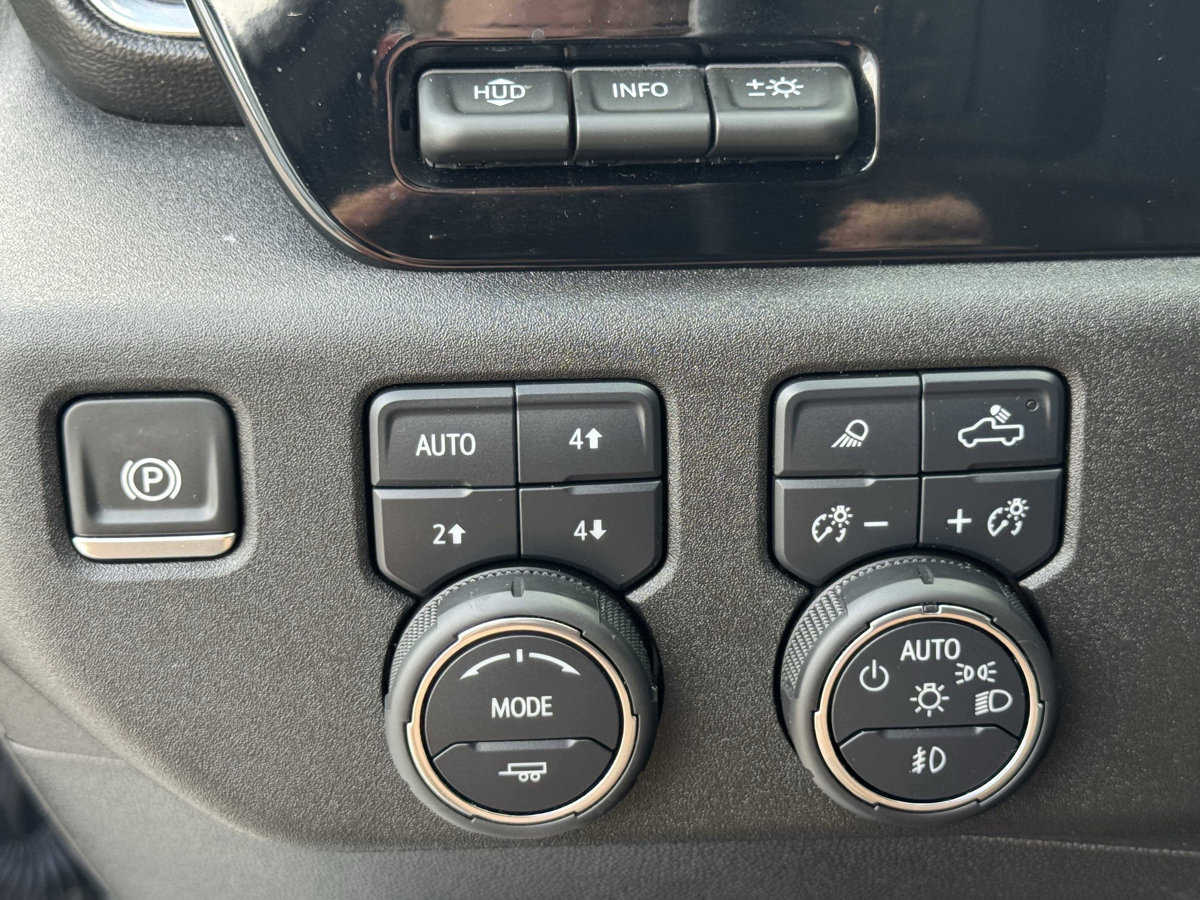 Used 2024 Sterling Gray Metallic Chevrolet High Country image 24